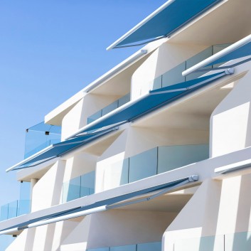 Store Banne Avec Coffre Intégral